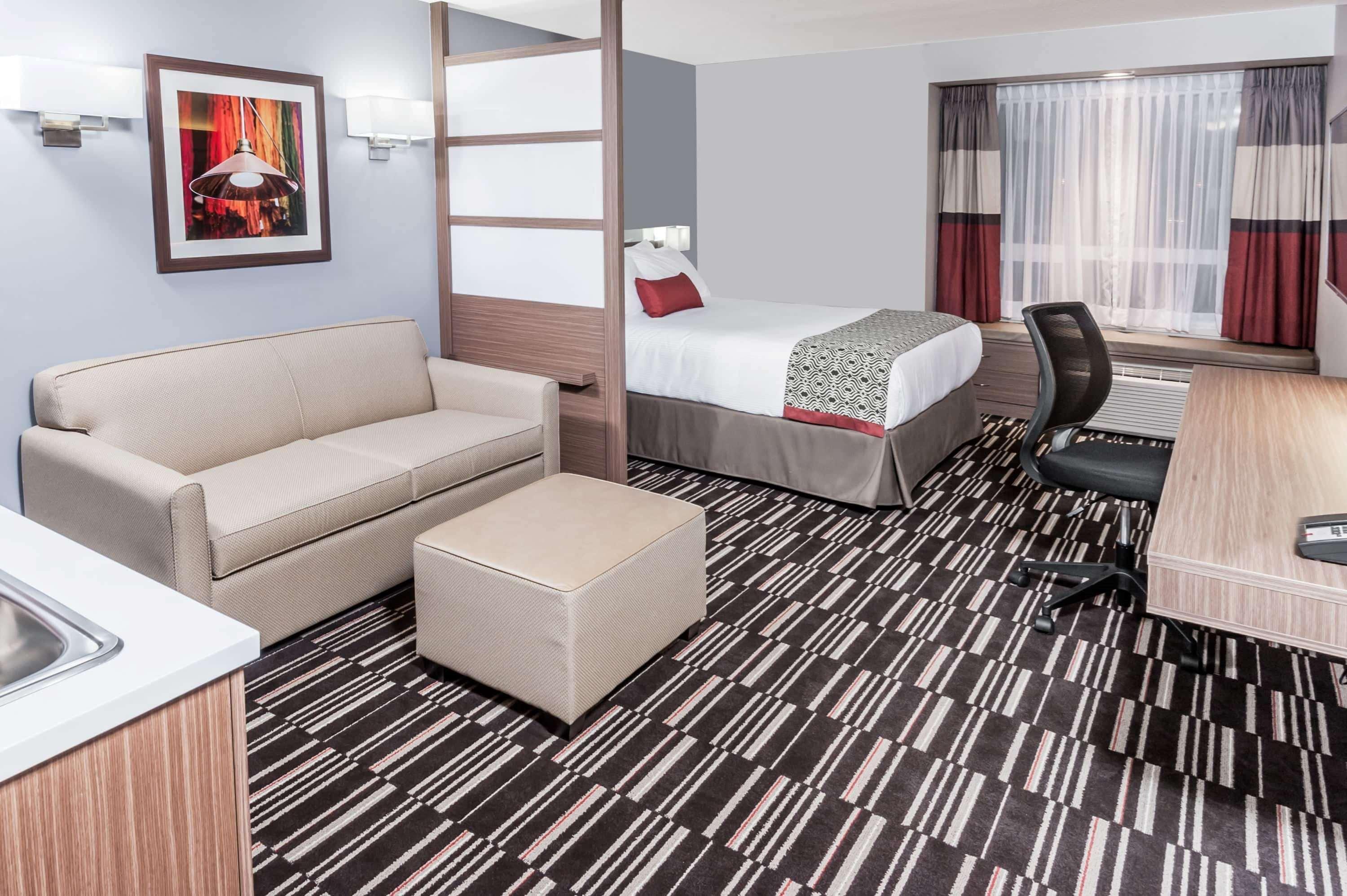 Microtel Inn & Suites By Wyndham Fort Saint John Fort St. John Екстер'єр фото